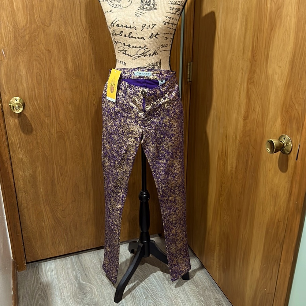 Dress pants. Great for the holidays. 96% cotton. 4% spandex